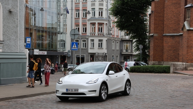 tesla