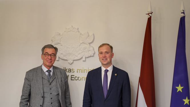 Ekonomikas ministrs un Vācijas vēstnieks Latvijā