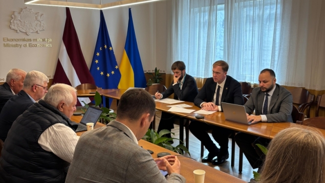 V.Valainis tiekas ar LSA pārstāvjiem