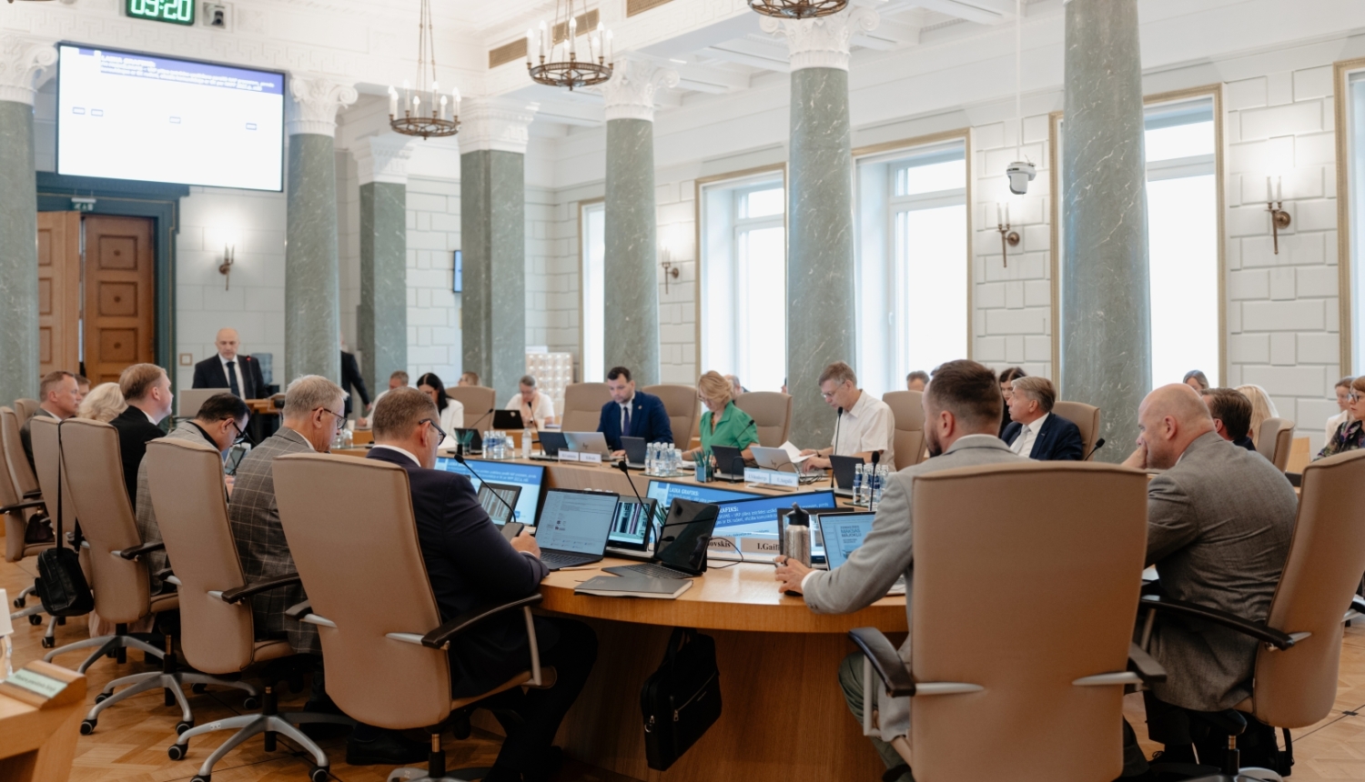 Eiropas Savienības (ES) fondu tematiskās komitejas sēde Foto: Sandra Dzene