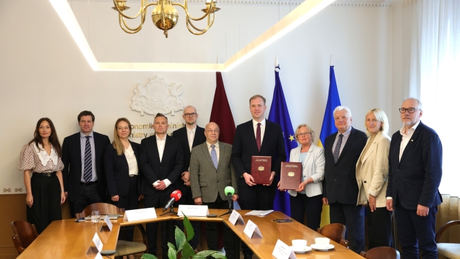 Memorandu parakstītāju kopbilde