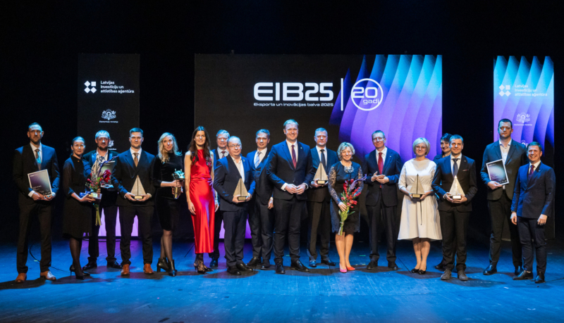 Apbalvošanas laureātu kopbilde