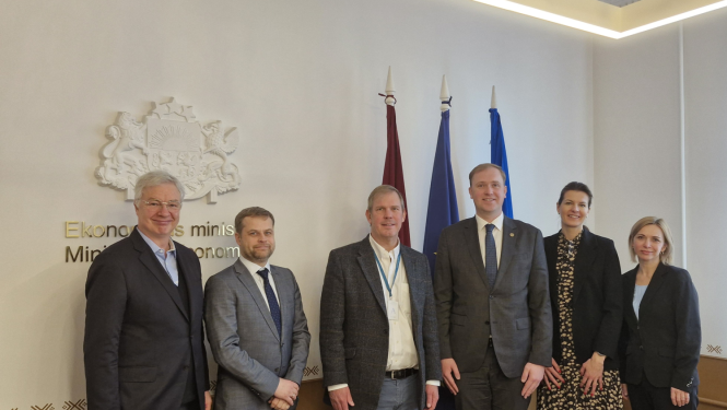 Ministra tikšanās ar AmCham vadītāju