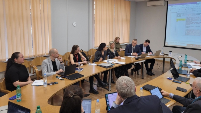 Tikšanās ar Latvijas lielāko tirgotāju un uzņēmēju nevalstisko organizāciju, kā arī lielāko pārtikas preču mazumtirgotāju, Konkurences padomes un Zemkopības ministrijas pārstāvjiem