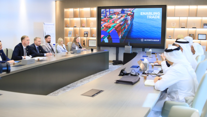 Ekonomikas ministra V.Valaiņa darba vizīte AEE