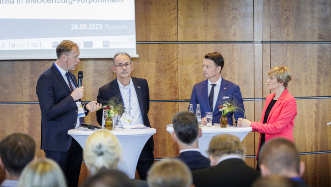 Viktors Valainis saka uzrunu