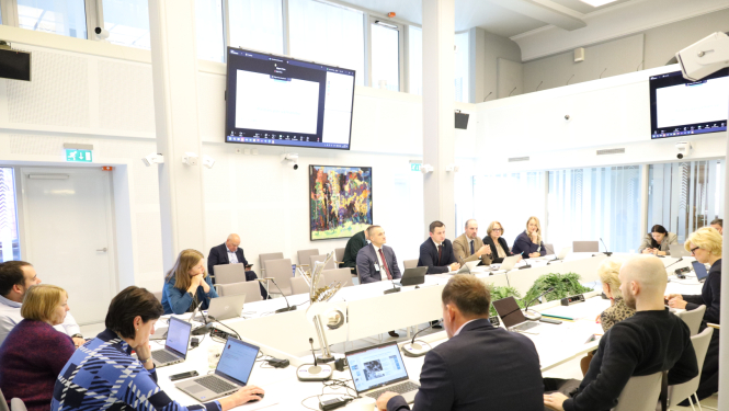 Saeimas komisijas sēde