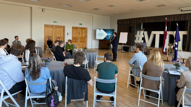 Semināra dalībnieki 