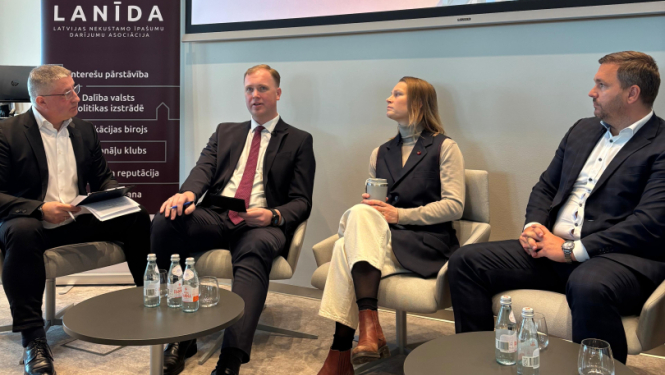 Diskusijas dalībnieki