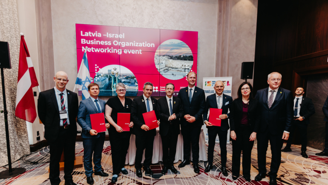 Biznesa foruma dalībnieku kopbilde