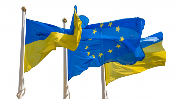 EU and Ukraine flags