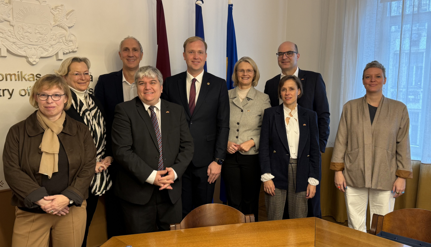 sanāksmes dalībnieku kopbilde