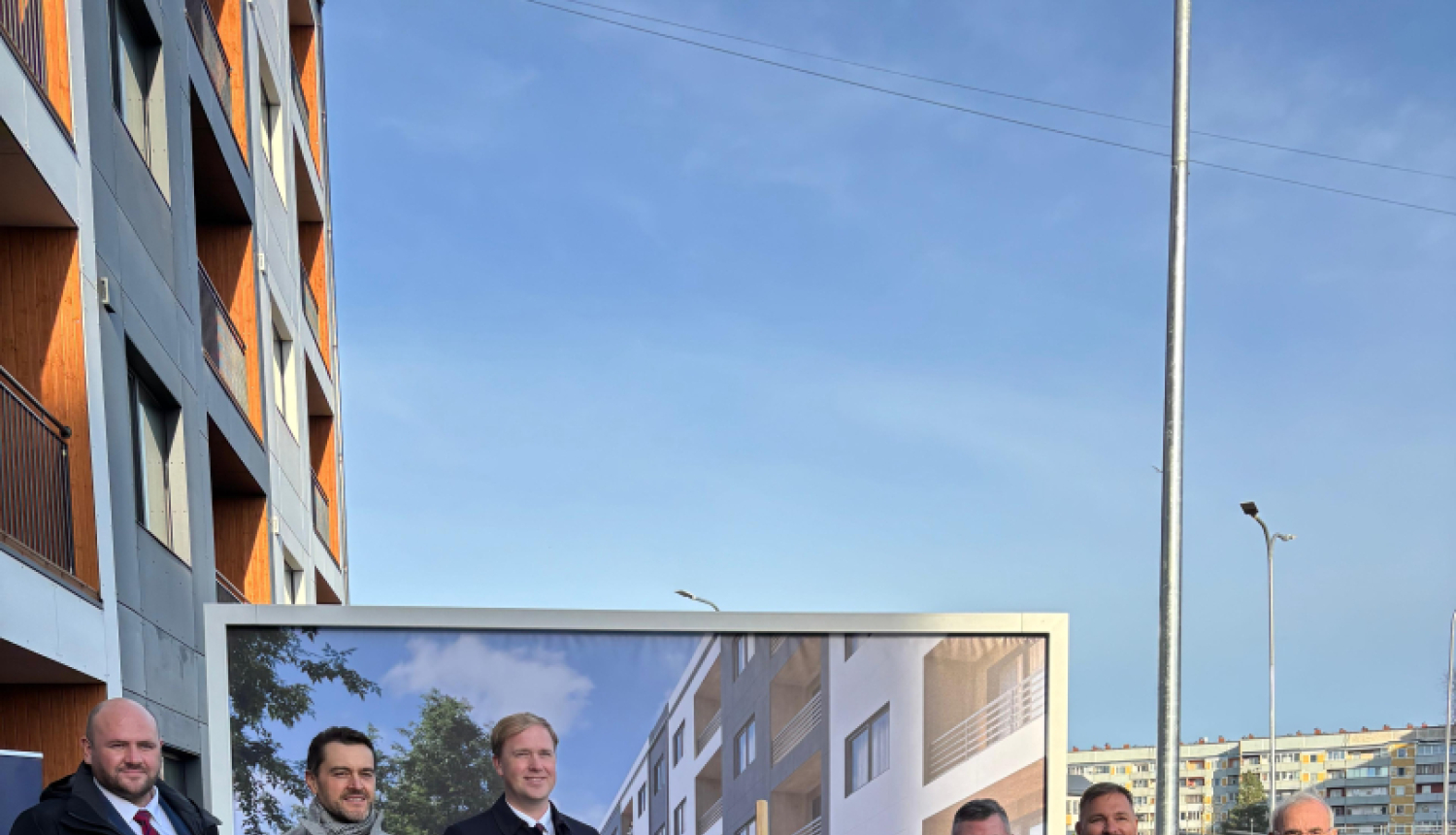 tklāšanas dalībnieku kopbilde