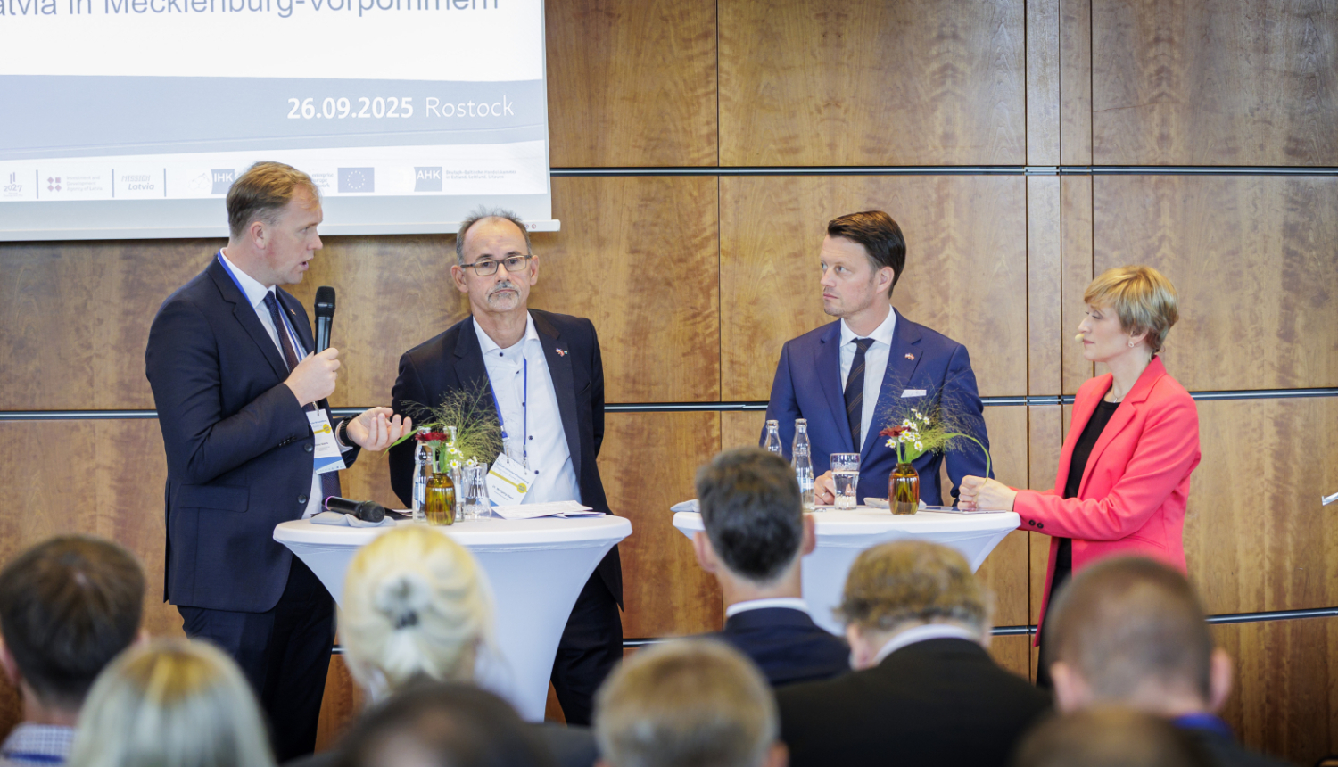 Viktors Valainis saka uzrunu