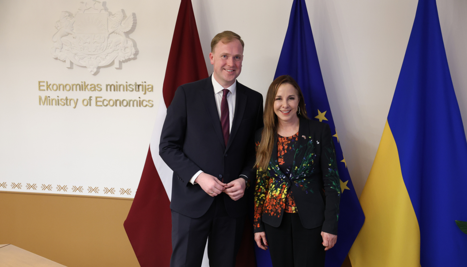 LR ekonomikas ministrs un ASV vēstniece Latvijā