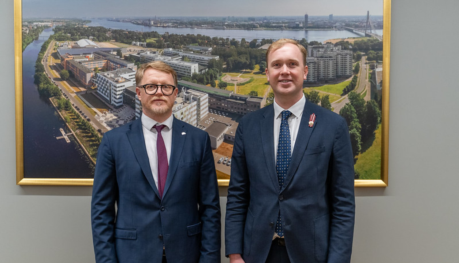 Viktors Valainis un Tālis Juhna