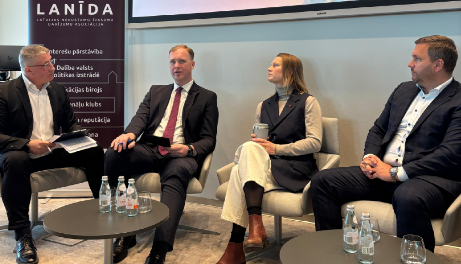 Diskusijas dalībnieki