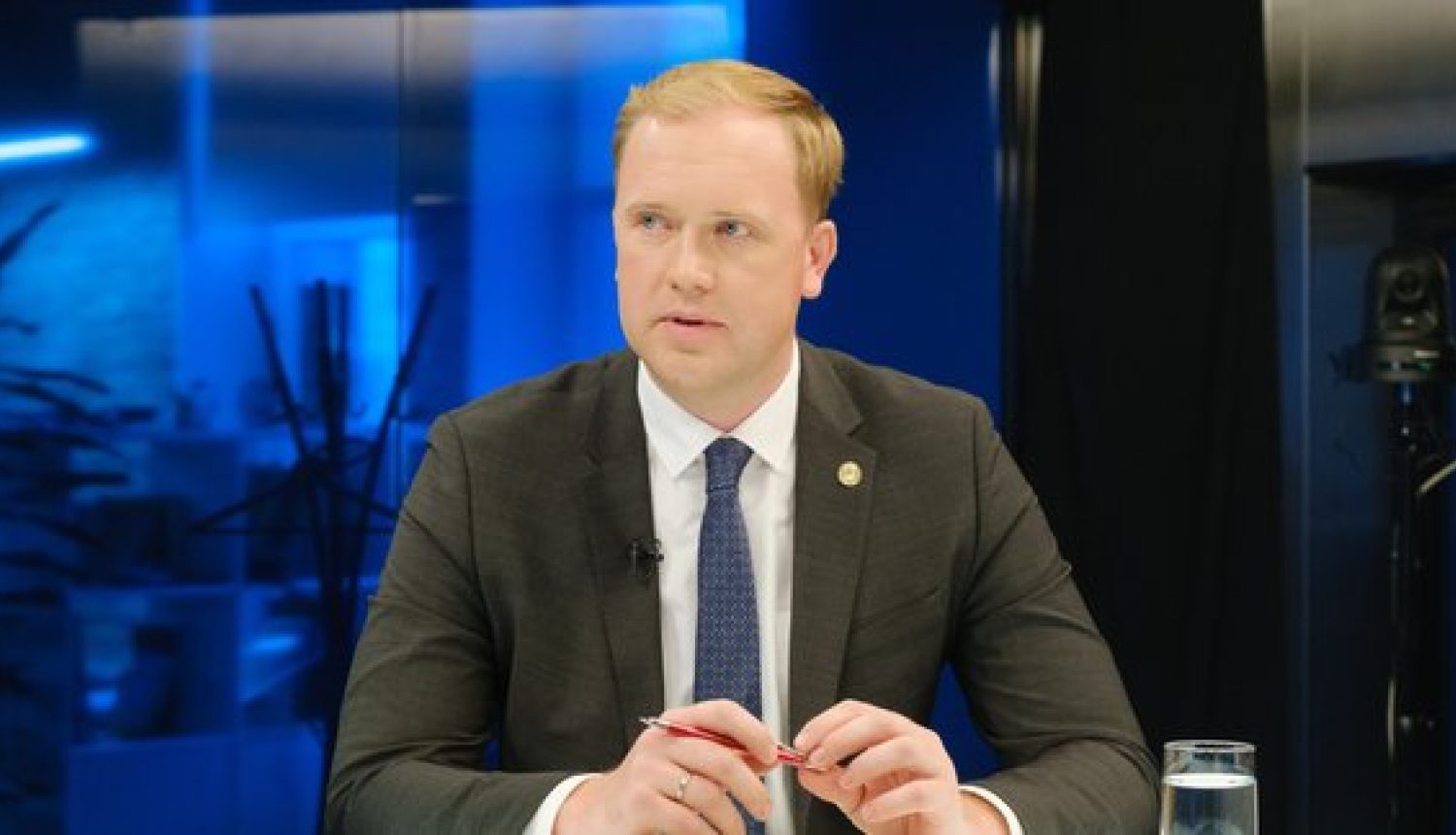 V.Valainis Delfi intervija